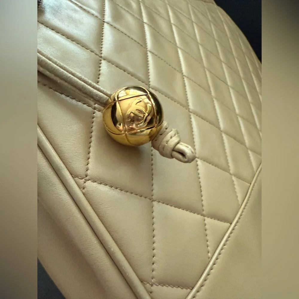 Chanel Metellase Chain Shoulder Bag